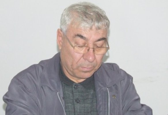Primarul de la Târguşor vrea să se pensioneze direct de la primărie
